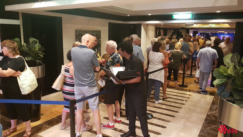 11. May 2018 10:13 | Signature Hour