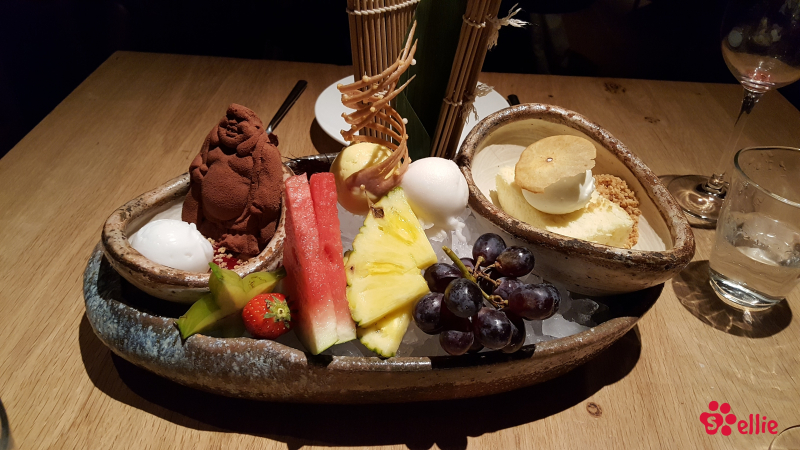 13. May 2018 20:03 | ROKA dessert platter